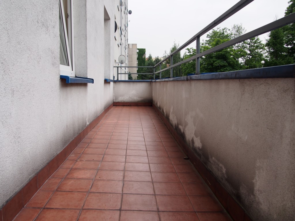 PRZED: Mój dramatycznie wyglądający i zaniedbany balkon