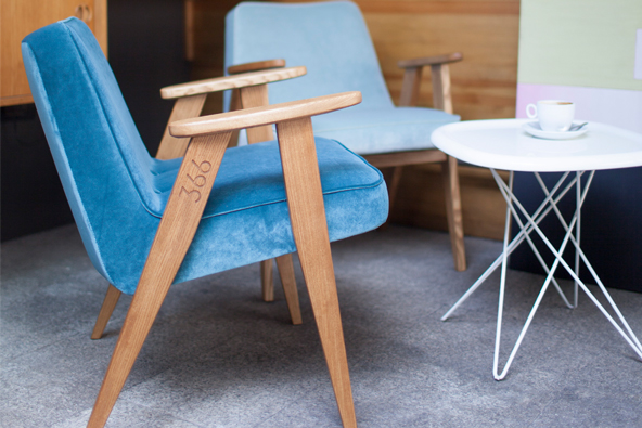 Krzesło proj. Józefa Chierowskiego, 366 Concept